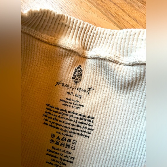 NWOT Free People Happiness Runs Muscle Tank - Picture 6 of 9